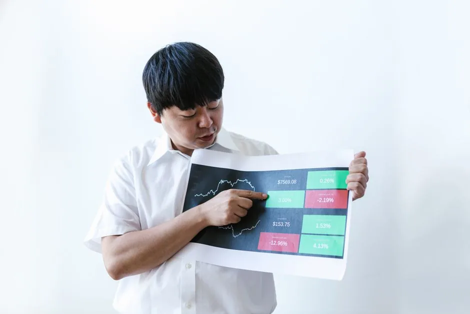 A dashboard displaying AI agent error rates and context layer metrics to help enterprise operations managers track performance.
