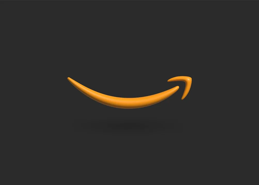 Brand manager reviewing automated Amazon Vendor Central consulting dashboard to eliminate chargebacks and optimize wholesale margins