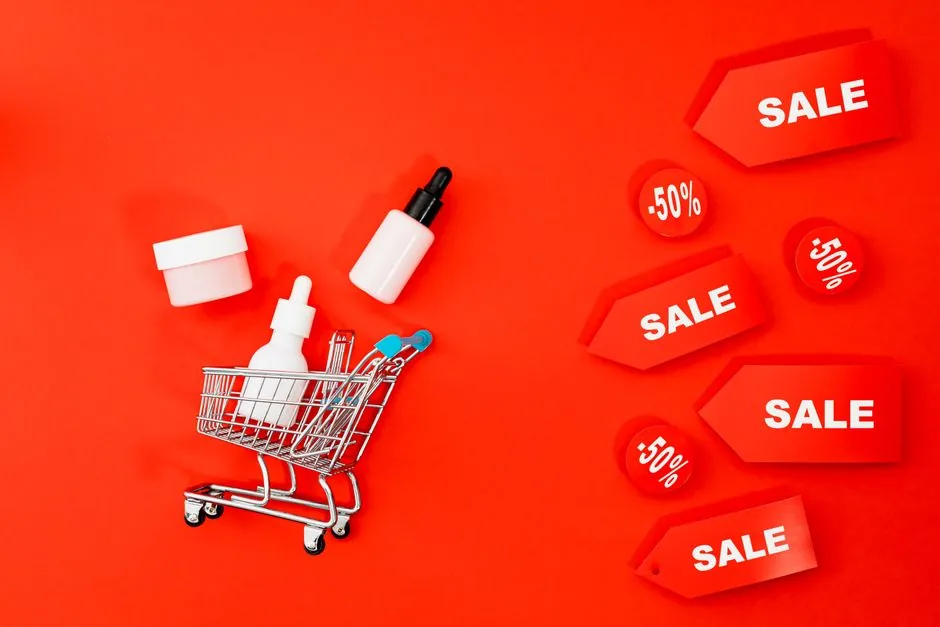 Marketer reviewing unified dashboard that combines Amazon, Shopify and TikTok Shop ad performance to optimize creative and budget decisions