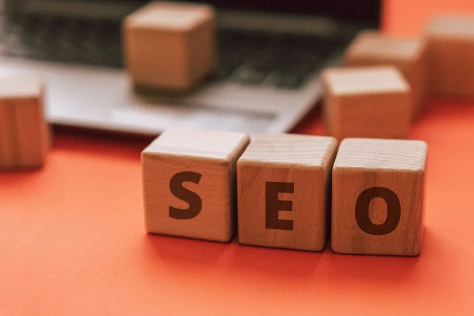 Schermata di Amazon Seller Central che mostra la differenza tra Platinum Keywords obsolete e Search Terms per venditori